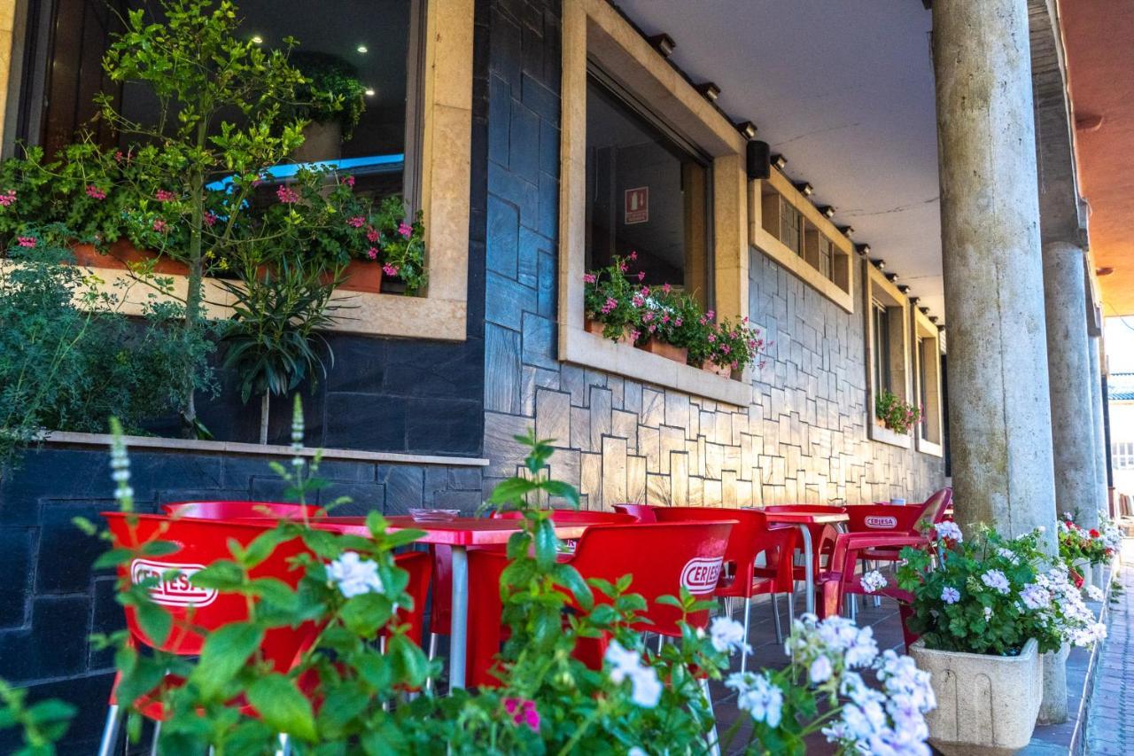 里奥塞阿酒店 Puente Almuhey 外观 照片