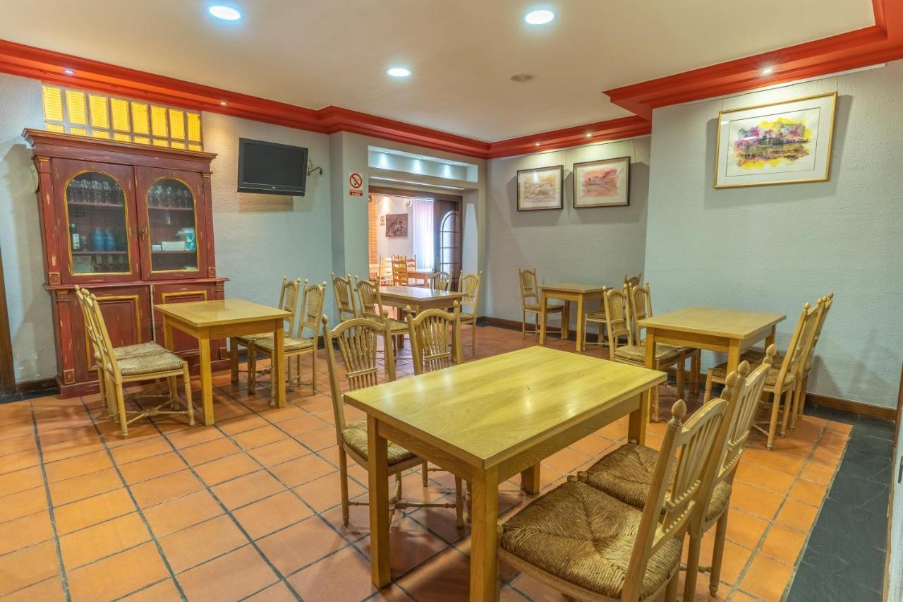 里奥塞阿酒店 Puente Almuhey 外观 照片